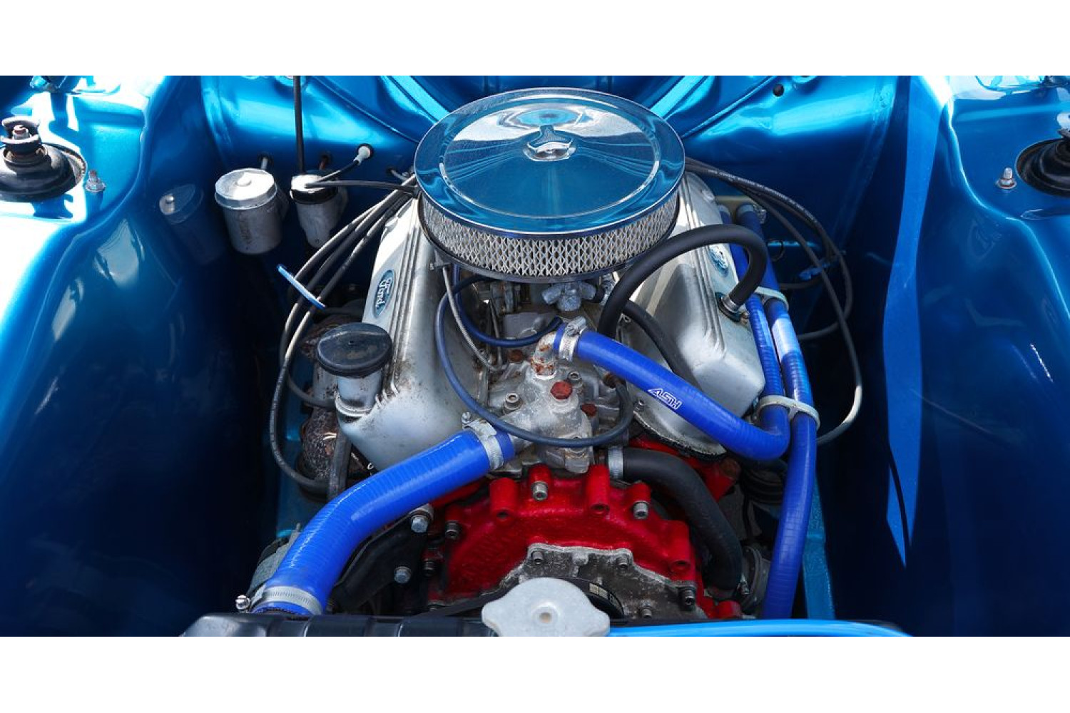 Сочетание OEM и Aftermarket каталогов для точного подбора запчастей